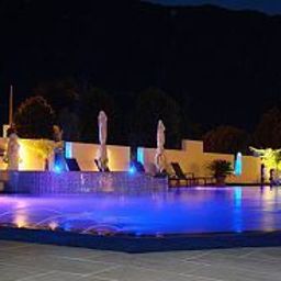 Pool Schlosshof Resort Hotel & Camping Fotos
