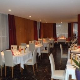 Frühstücksraum im Restaurant Schlosshof Resort Hotel & Camping Fotos