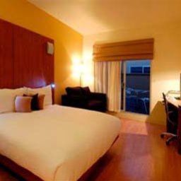 Room Ramada Encore Dandenong Fotos