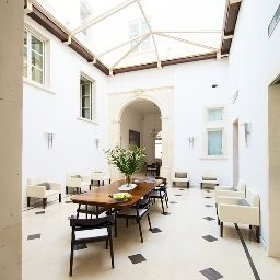 Hall Cavalieri Fotos