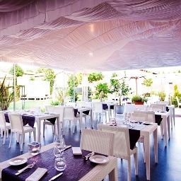 Sala de desayuno en el restaurante San Ranieri Fotos