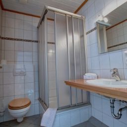 Alter Dorfkrug Am Kanal Fotos
