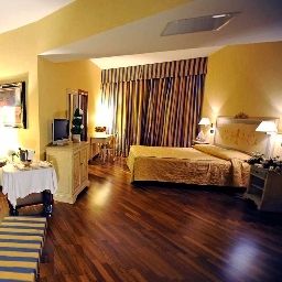 Pokój typu junior suite Punta Campanella Resort & SPA Fotos