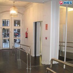 Hall The Praktik Fotos