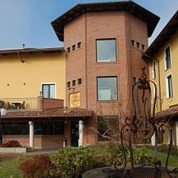 Vista exterior Villa Glicini Fotos