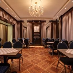  Landmark Eco Hotel & Restaurant ehem. Five Floor Fotos