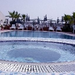 Piscine Winchester Grand Hotel Apartments Fotos