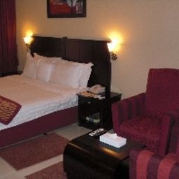 Zimmer Winchester Grand Hotel Apartments Fotos