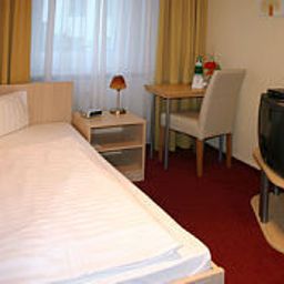 Zimmer Kiez Pension Fotos