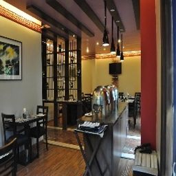 Frühstücksraum im Restaurant Justa The Residence Panchsheel Park Fotos