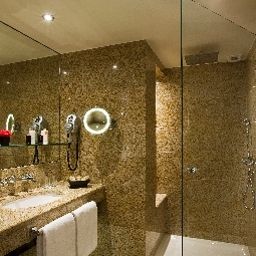 Salle de bains Saint James & Albany Hotel-Spa Fotos