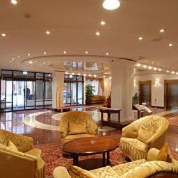 Hall Borodino Fotos