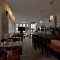  Midi Inn Fotos