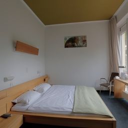  Midi Inn Fotos