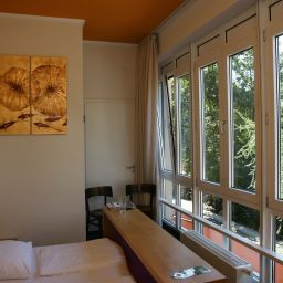  Midi Inn Fotos