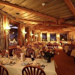 Sala śniadaniowa w restauracji Spinne Fotos