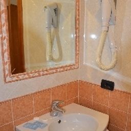Camera da bagno Mia Cara Fotos