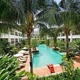 Pool Banthai Beach Resort & Spa Fotos