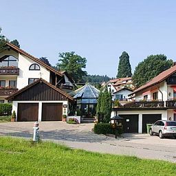 Фасад Rebekka garni Haus am Brühl Fotos