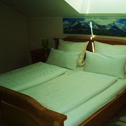 Junior Suite Guggenberger Garni Fotos