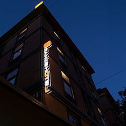Widok zewnętrzny Orange Fotos
