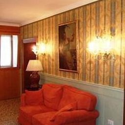 Vista all'interno Palazzo Cendon Il Piano Antico Fotos