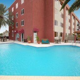 Pool Clarion Hotel & Suites Curacao Fotos