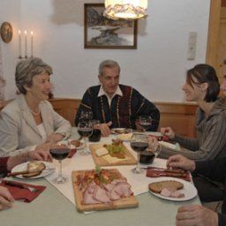 Зал для завтрака Alte Bergmühle Gasthof Fotos
