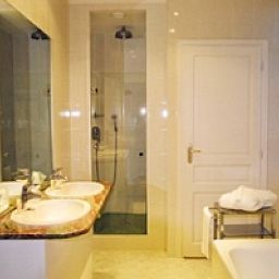 Salle de bains Manoir Saint-Jean Chateaux et Hotels Collection Fotos