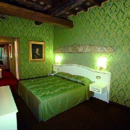 Zimmer Canova Tadolini Residenza Fotos