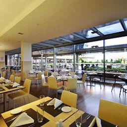 Frühstücksraum im Restaurant Novotel Istanbul Fotos