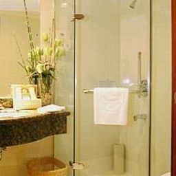 Bathroom Green Tree Inn Houjie Fotos