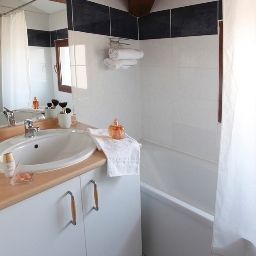 Ванная Adonis Carcassonne - La Barbacane Residence de Tourisme Fotos