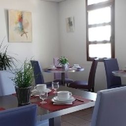 Комната для завтраков Adonis Carcassonne - La Barbacane Residence de Tourisme Fotos