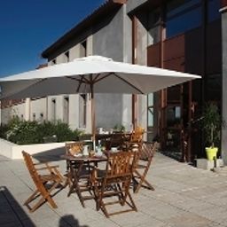 Терраса Adonis Carcassonne - La Barbacane Residence de Tourisme Fotos