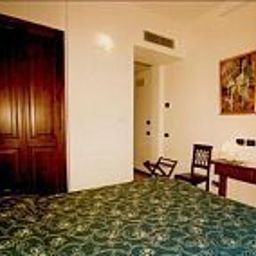 Room JFI Hermitage Fotos