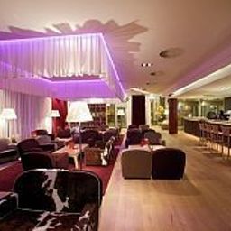 Бар pentahotel Rostock Fotos