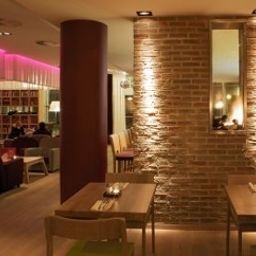 Зал для завтрака pentahotel Rostock Fotos