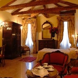 Junior-Suite Sancassiano Residenza d´Epoca Ca Favretto Fotos