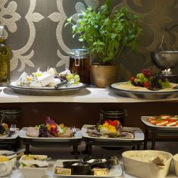 Buffet BEST WESTERN Hotel Bonum Fotos