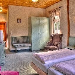 Chambre Gasthof Schloss Hubertus Fotos
