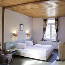 Chambre Gasthof Schloss Hubertus Fotos