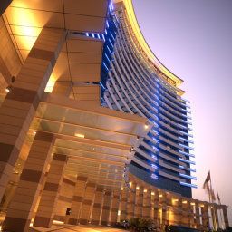 Vista esterna Crowne Plaza DUBAI - FESTIVAL CITY Fotos