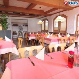 Sala de desayuno en el restaurante Mohren Gasthaus Fotos