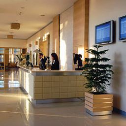 Reception WOW Hotel Airport Fotos