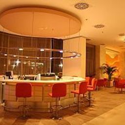 Interior view WOW Hotel Airport Fotos