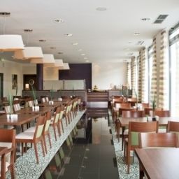 Restaurant Holiday Inn Express STUTTGART AIRPORT Fotos
