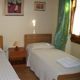 Room Villa Guarnaschelli Fotos