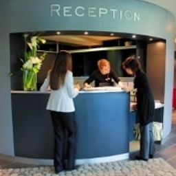Réception Only Suites CDG Fotos