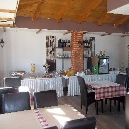 Salle du petit-déjeuner située dans le restaurant Beach Villa Bb Fotos